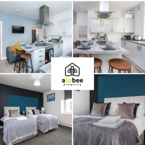 Stylish 3 bedroom home - ideal for all guest types- free parking